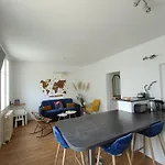 Appartement T3 Centre-ville Avec Parking Tours