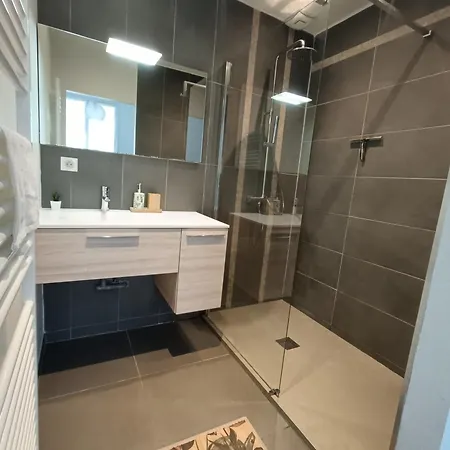 Apartament T3 Centre-ville Avec Parking Tours