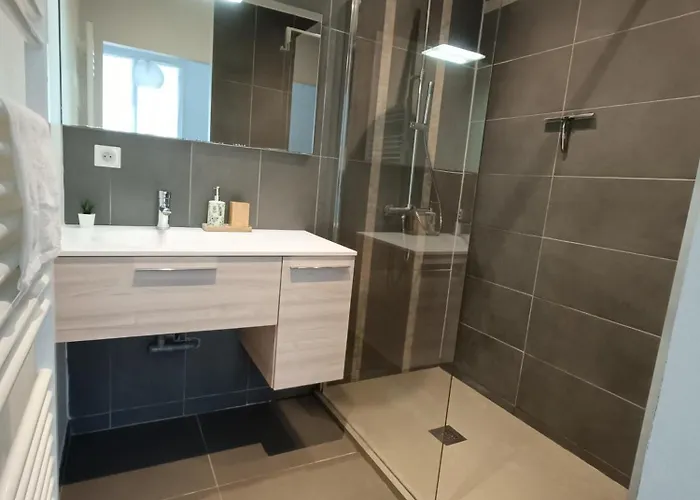 Apartment T3 Centre-ville Avec Parking Tours