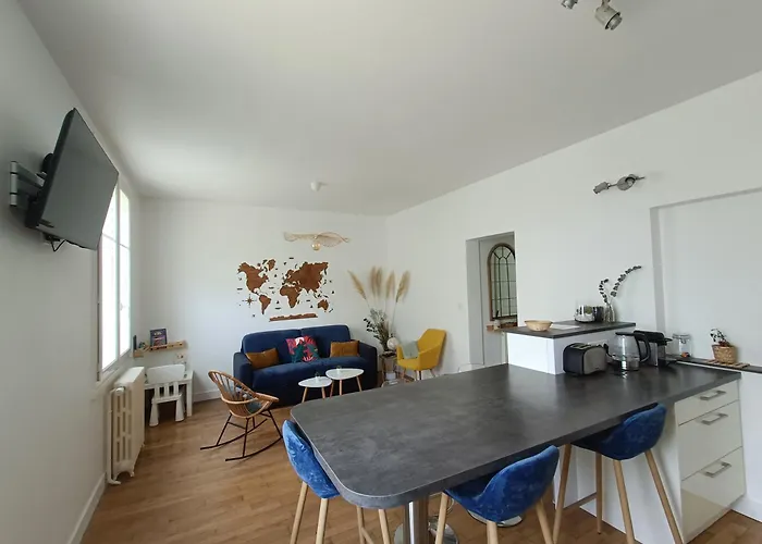 Apartamento T3 Centre-ville Avec Parking Tours